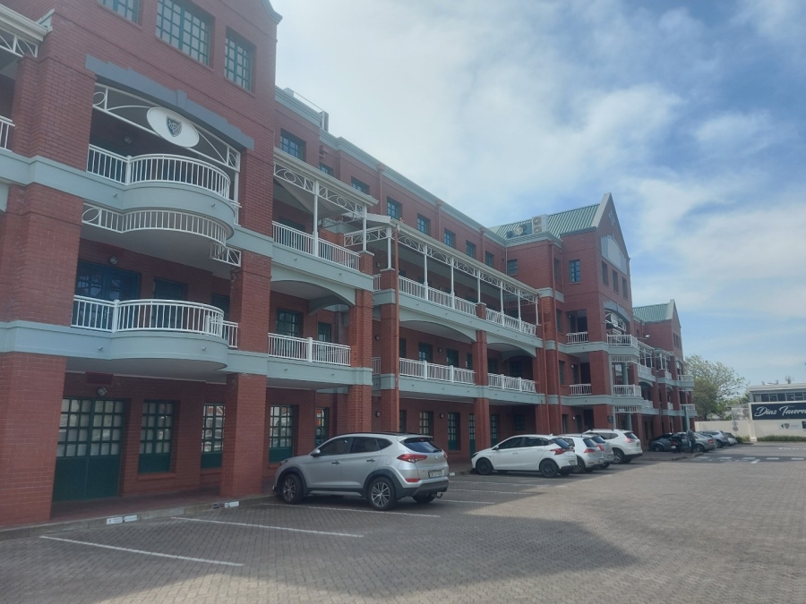 To Let commercial Property for Rent in Claremont Western Cape